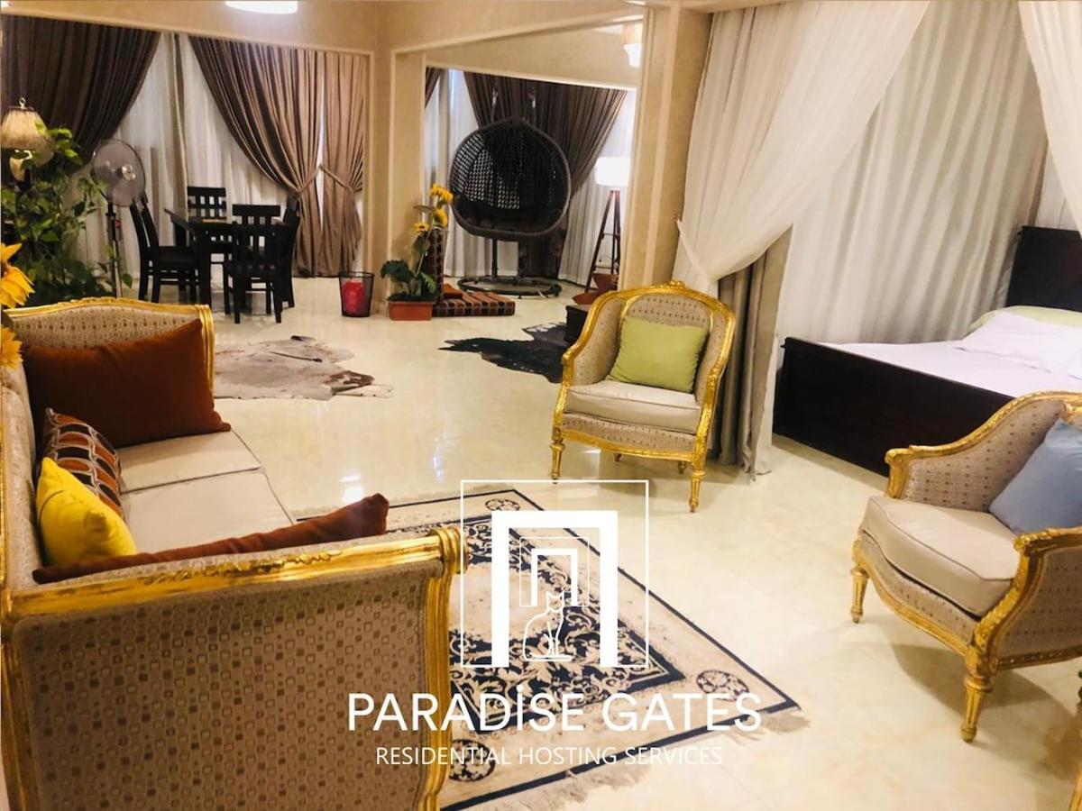 Paradise Gates Nasrcity Apartment